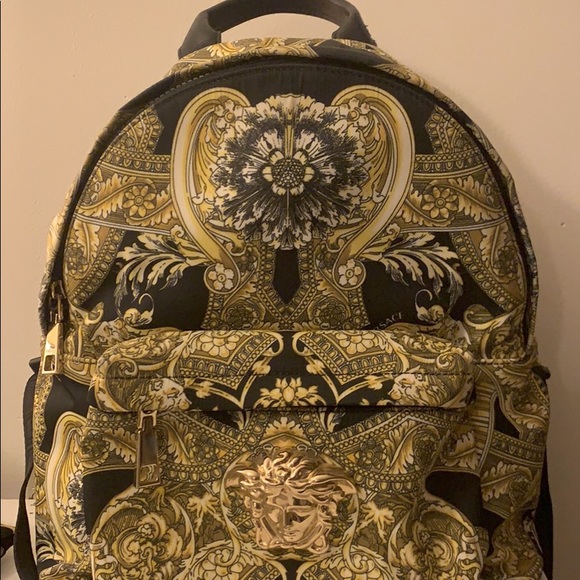 Versace bag - Picture 2 of 4